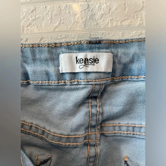 Kensie Embroidered Lightwash Jeans - Picture 6 of 10